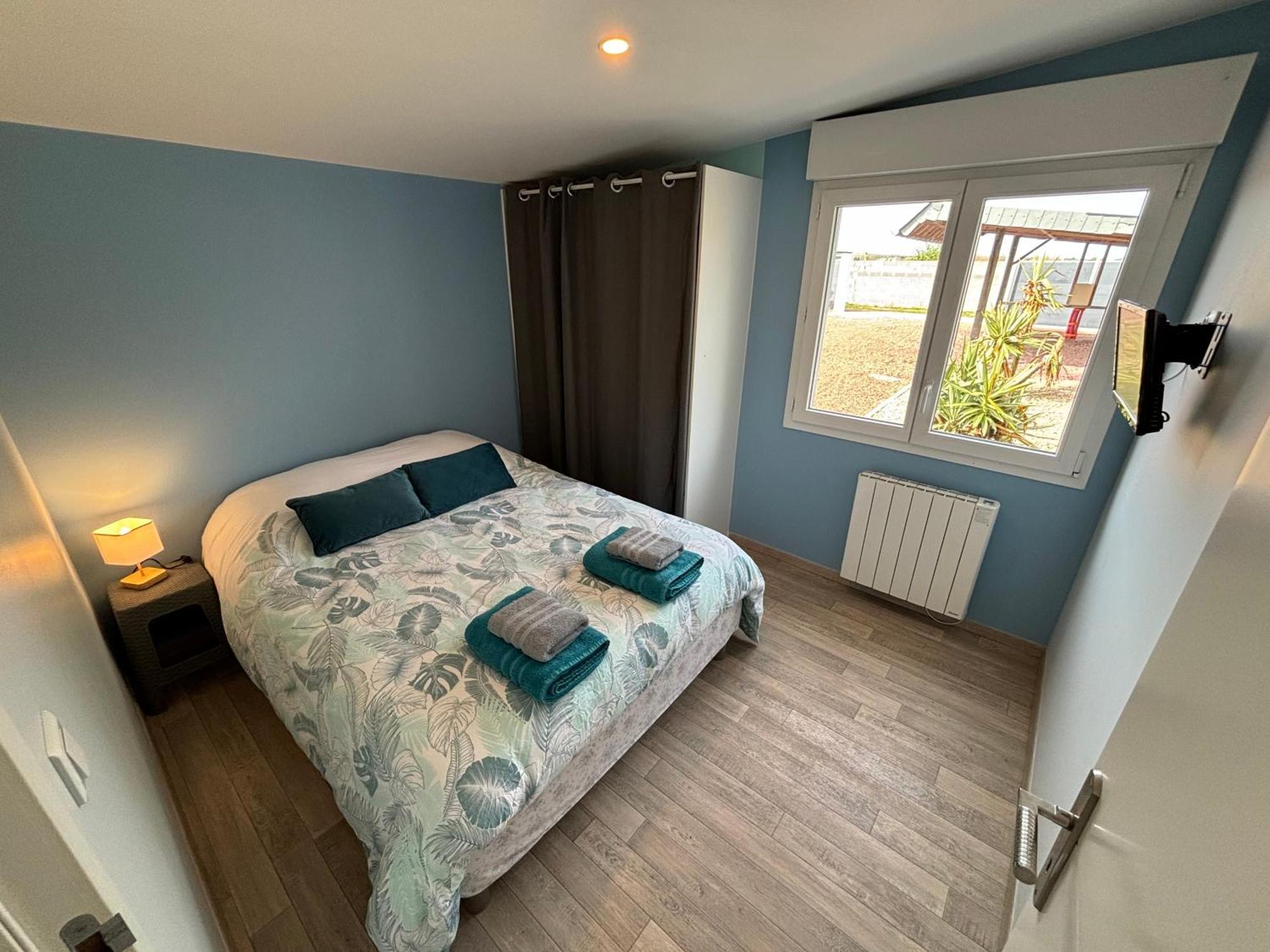 Gite Acces Direct A La Plage Du Dday Saint-Marcouf Exterior photo